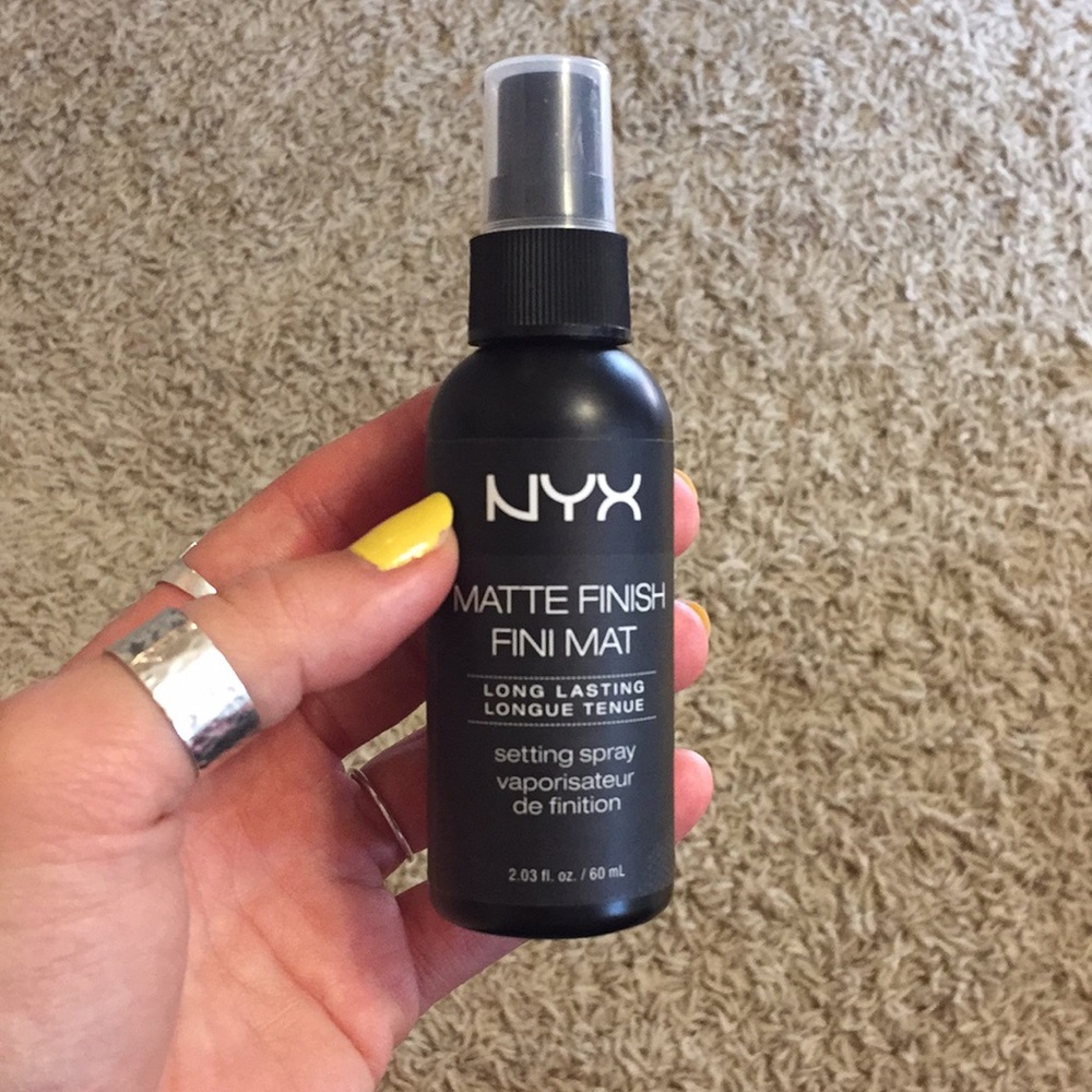 NYX MATTE SETTING SPRAY